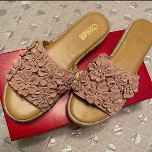 Carlos Santana suede look slides